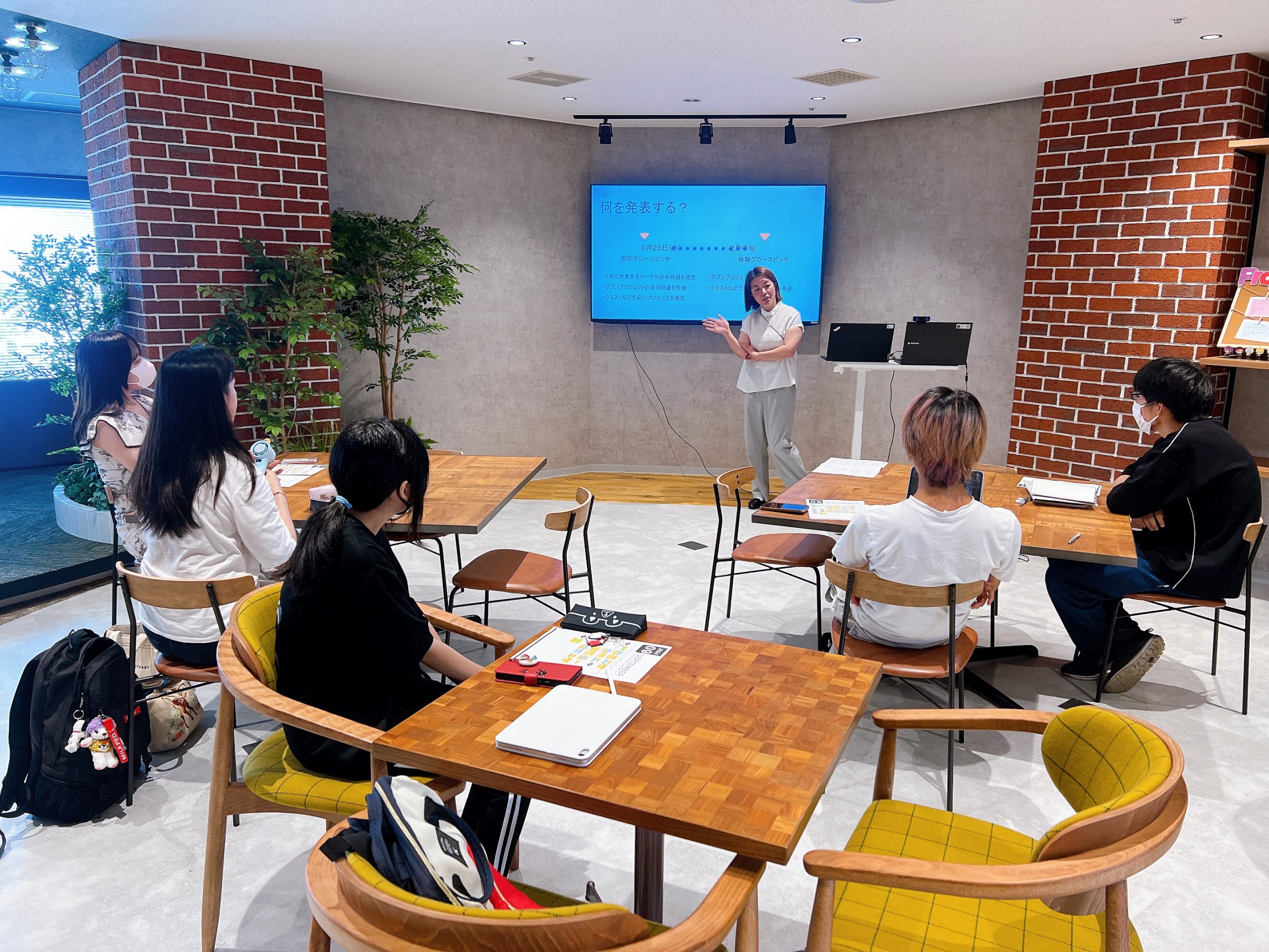 【BASE梅田通信】新学期ガイダンスを実施しました！