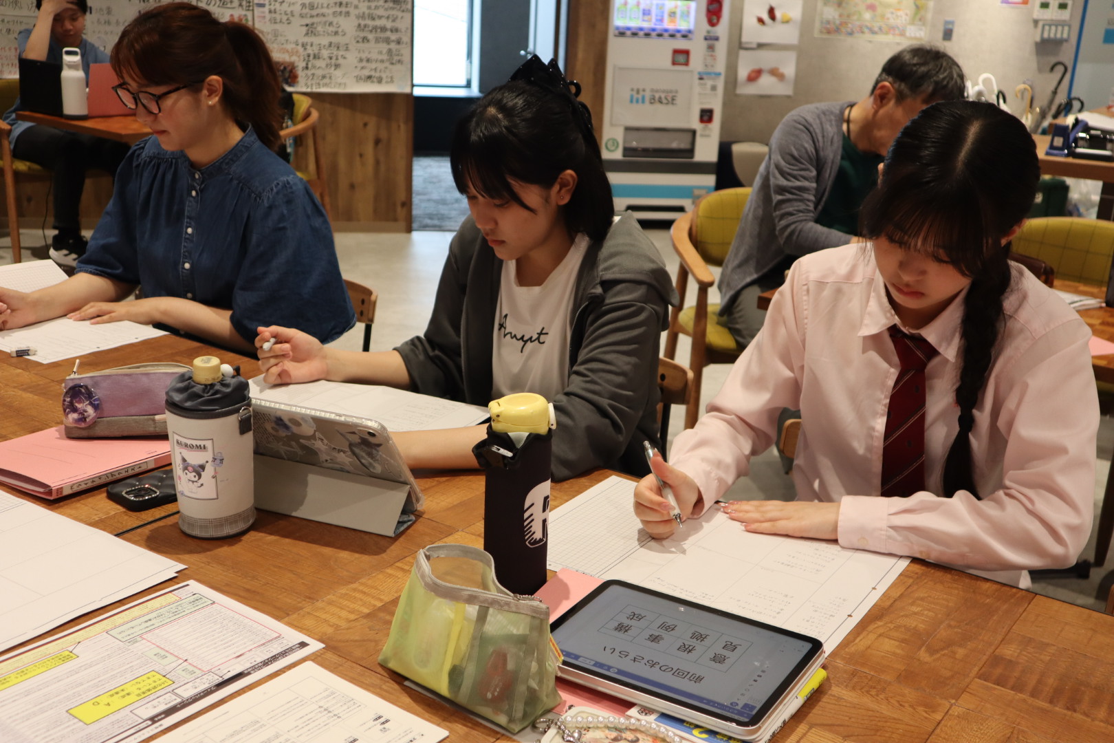 【BASE梅田通信】ライティングクエストの様子✍️